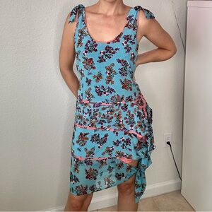 BCBG Maxazaria xxs dress, fits more like a xs/s 100%silk